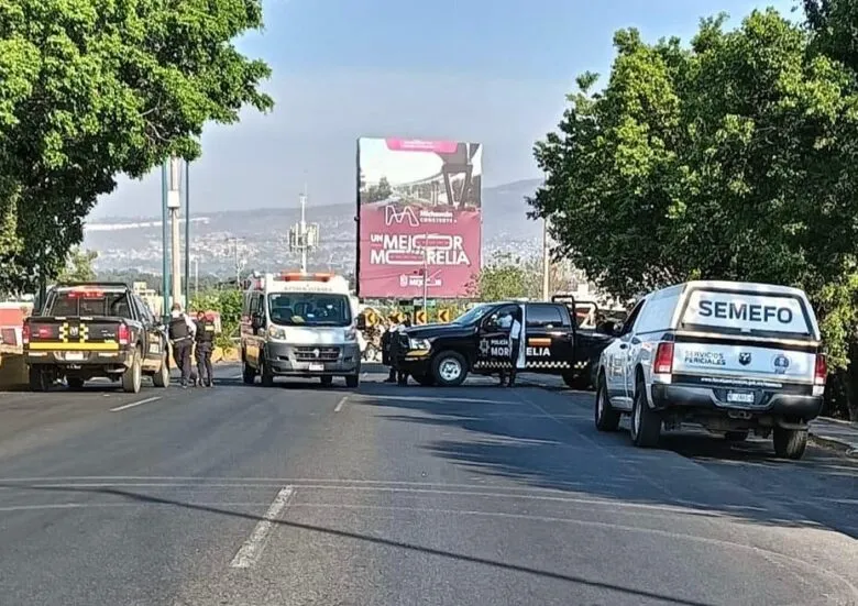 Investiga FGE accidente ocurrido en Periférico de Morelia, que dejó 2 muertos y un herido