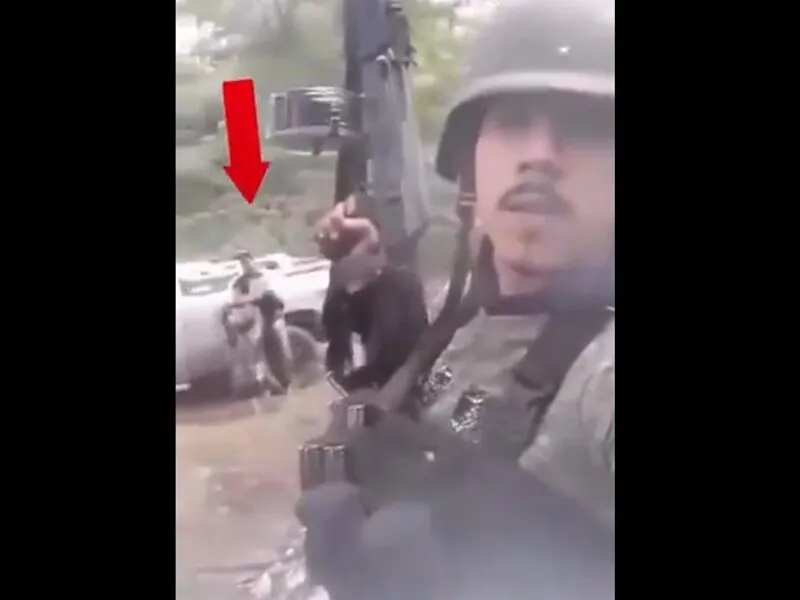 Jefe de plaza del CJNG en Coalcomán luce abrigo de abrigo de piel humana