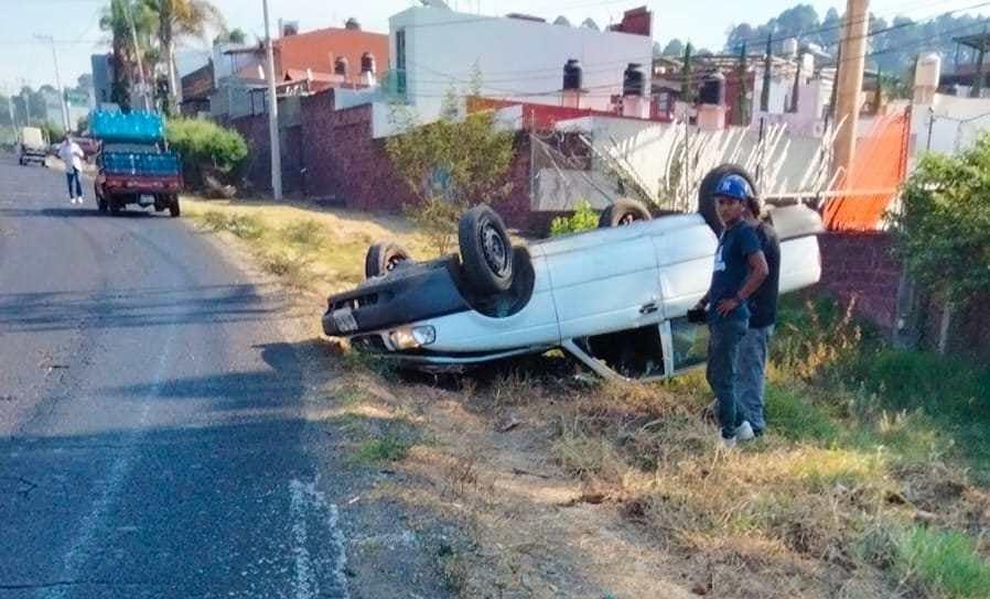 Jornada de percances viales en Uruapan deja un lesionado y moviliza a los servicios de emergencia