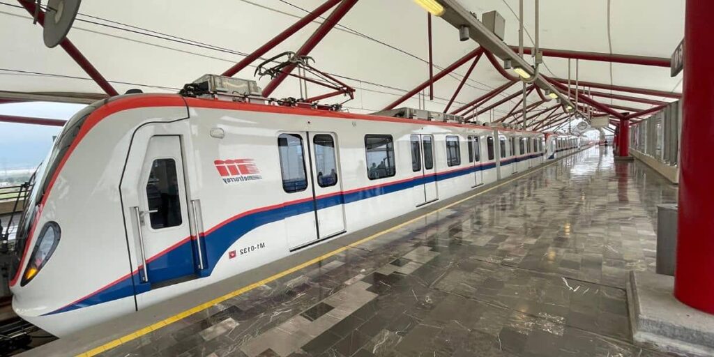 Joven sufre pinchazo en estación del Metro de Monterrey; es el primer caso presentado fuera de CDMX