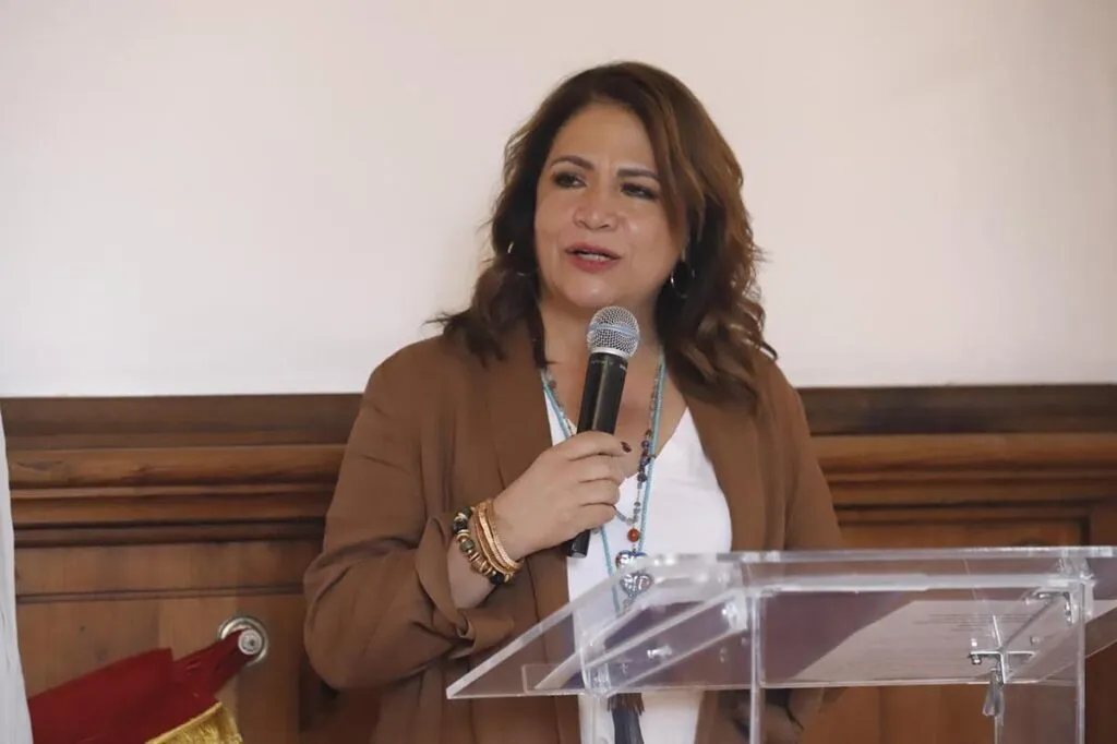 Legisladoras de Morena comprometen impulsar agenda legislativa en respaldo de la comunidad LGBTQ+-3