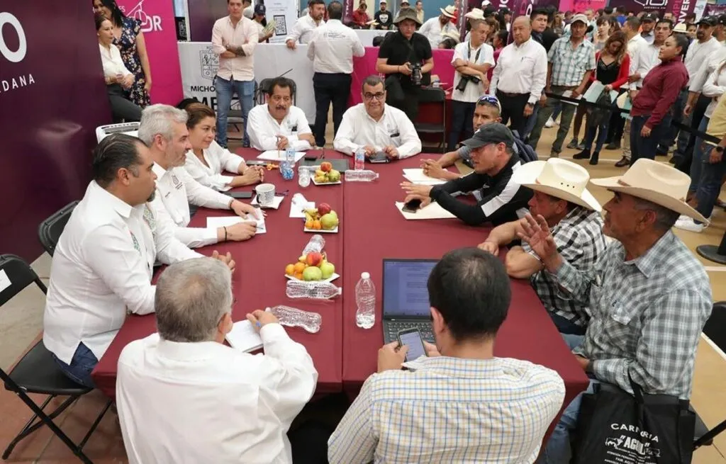 Lleva Bedolla audiencia pública a Puruándiro; atendió 196 peticiones ciudadanas-1