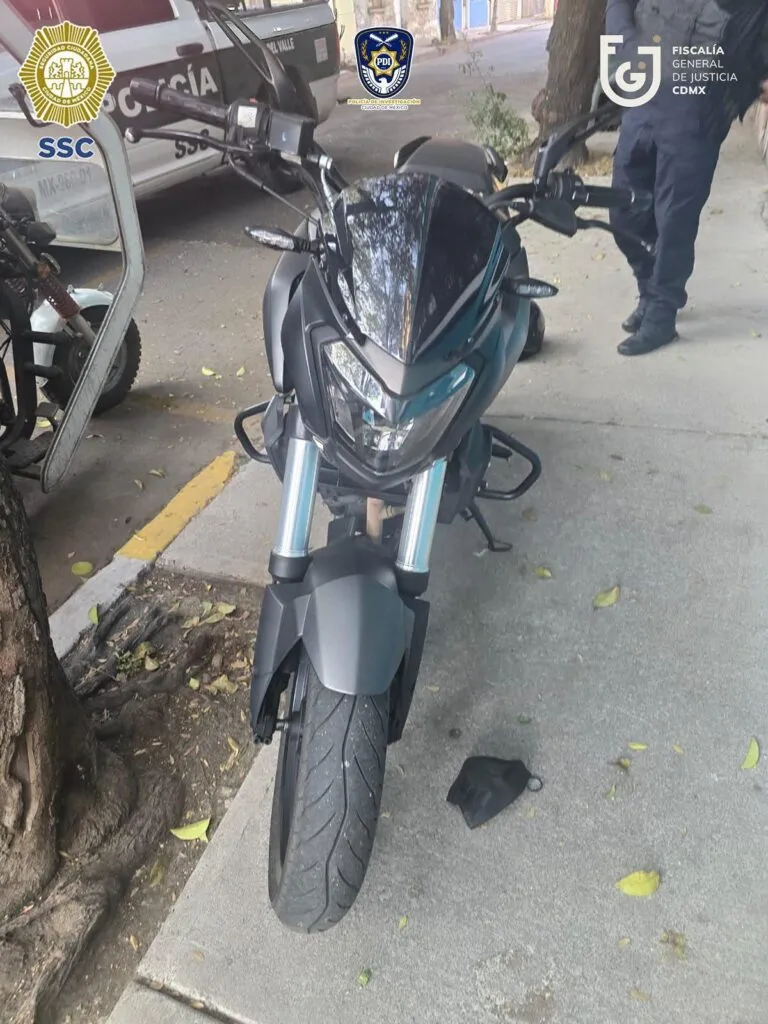 Localizan moto y vehículo relacionados al homicidio de colaboradores cercanos a Clara Brugada-1