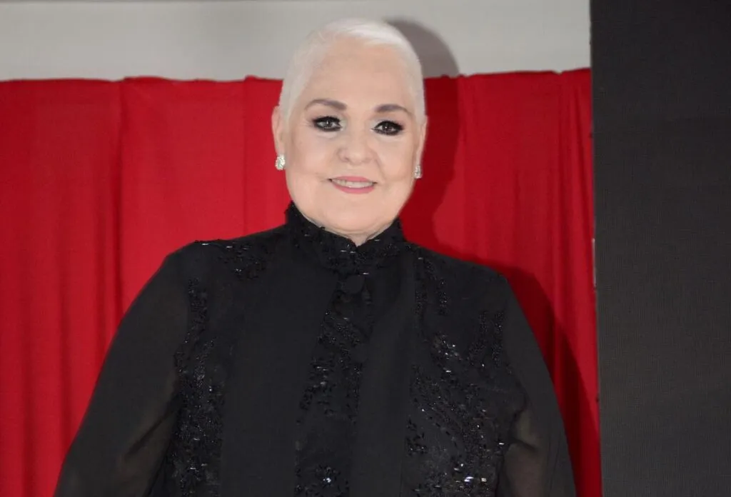 Lupita D'Alessio defiende a Christian Nodal