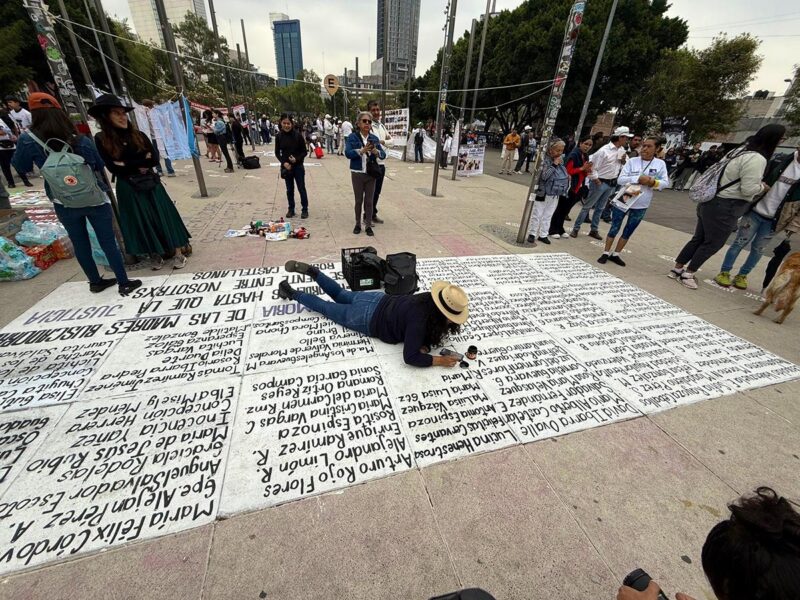 Madres buscadoras exigen justicia a Sheinbaum