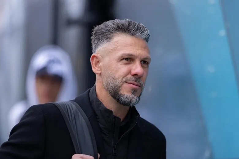 Martín Demichelis queda fuera del Monterrey