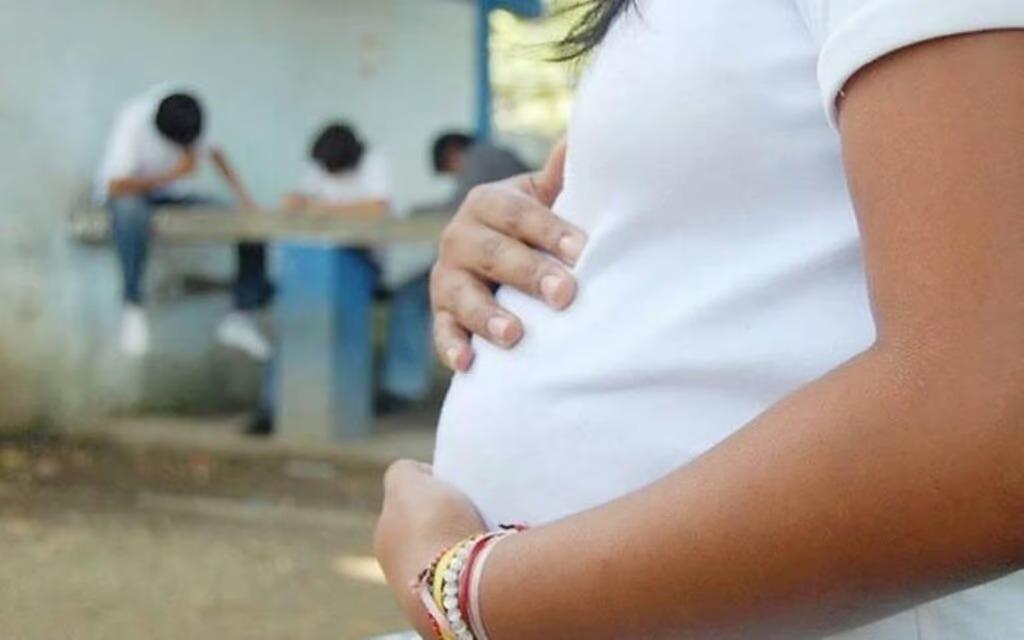 Más de un millón de mujeres han sido madres en Michoacán 291 menores de edad