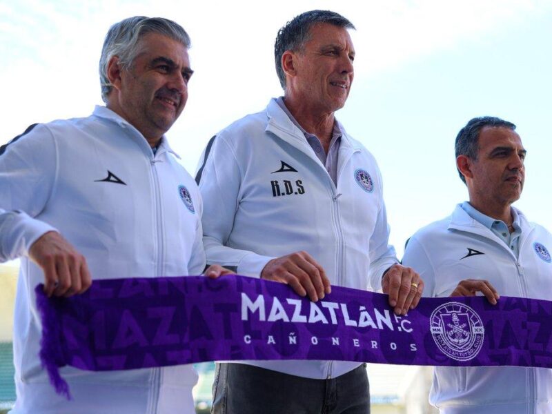 Mazatlán FC presenta a su nuevo timonel, Robert Dante Siboldi
