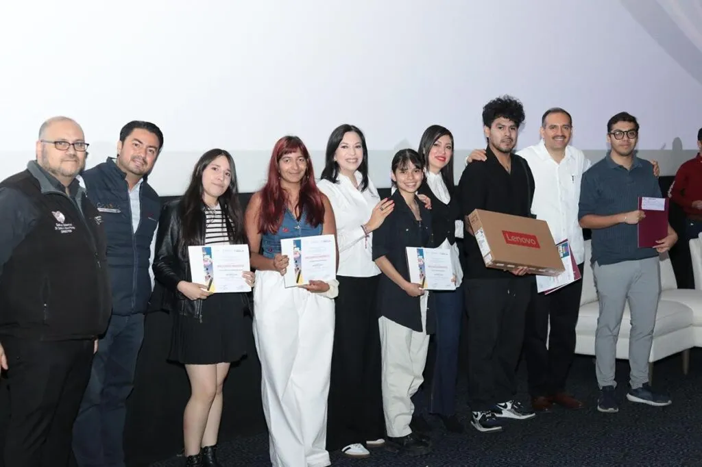Michoacán premia a ganadores de concurso de Cineminuto: Vapear te dejará sin aliento-2