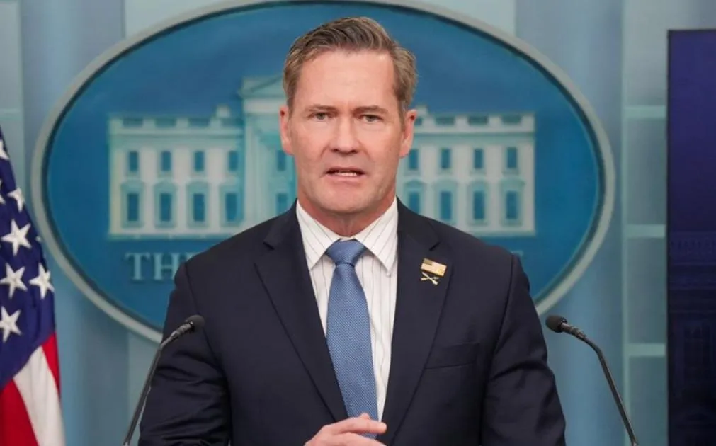 Mike Waltz dejará Seguridad Nacional y será embajador de EU en la ONU