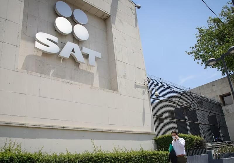 Niega SAT que trabajadores puedan portar armas para cumplimiento de funciones