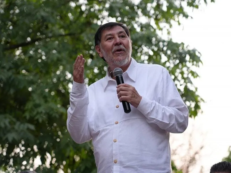 Noroña compara las elecciones del Poder Judicial con “hacer el amor”