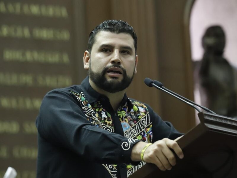 Octavio Ocampo propone contacto con Embajada de Estados Unidos para buscar frenar impuesto a remesas