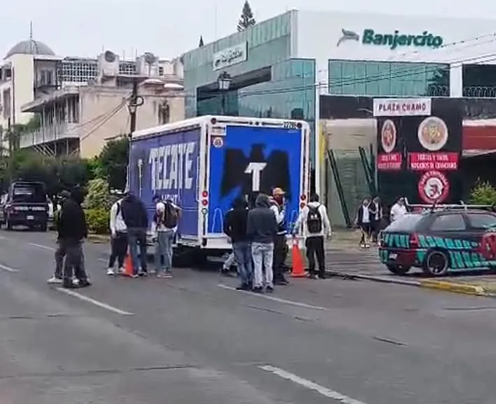 ONOEM destruyó oficinas de Finanzas para exigir asignación de maestros en Michoacán-1