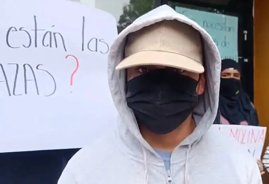 ONOEM destruyó oficinas de Finanzas para exigir asignación de maestros en Michoacán-2