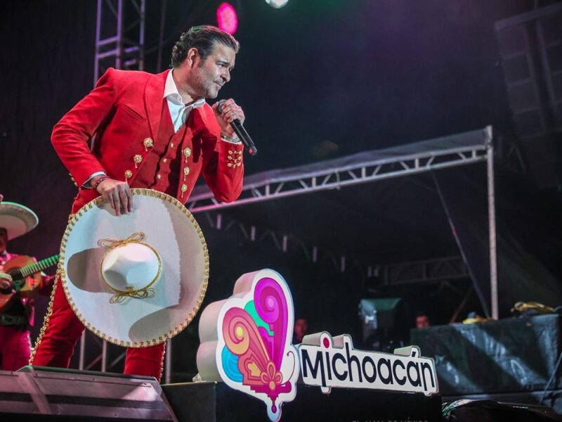 Pablo Montero homenajea a Juan Gabriel en el Festival Michoacán de Origen