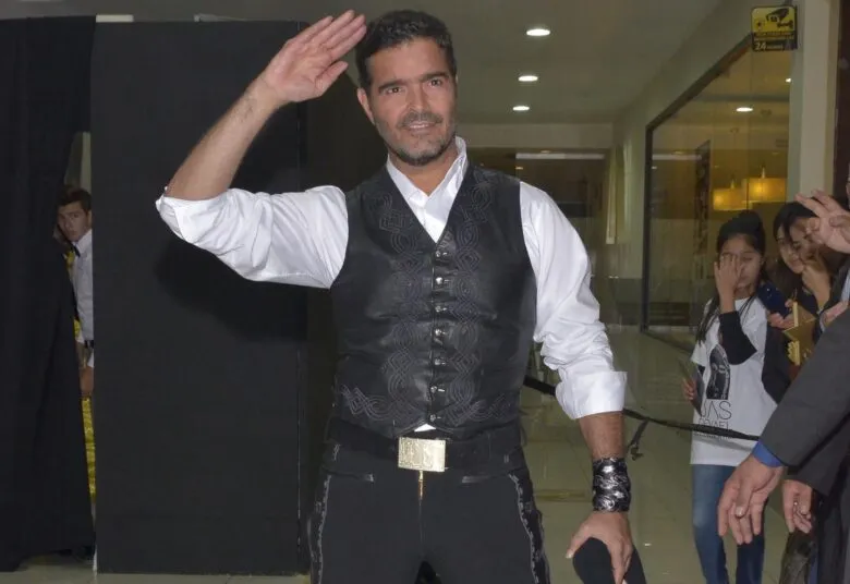 Pablo Montero responde a revocación de la denuncia de Elda María