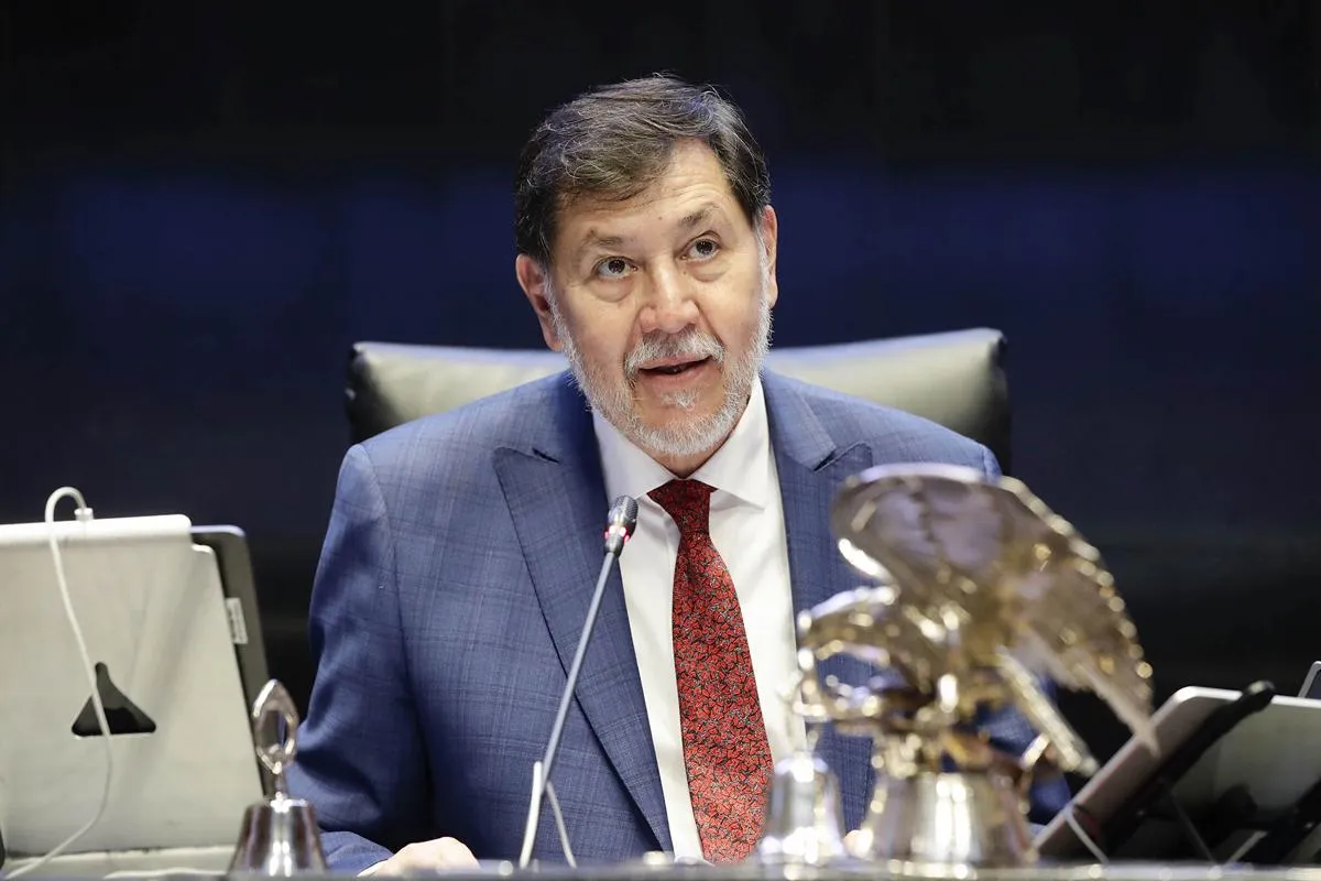 Para reducir ola de violencia, Noroña propone que Harfuch cambie de residencia