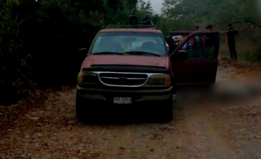 pareja es asesinada en ataque armado el camino Coahuayana – El Ahijadero