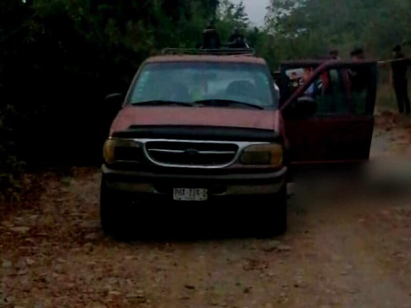 pareja es asesinada en ataque armado el camino Coahuayana – El Ahijadero