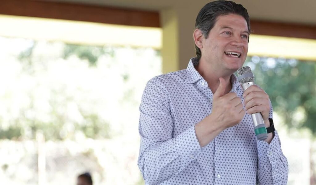 Pide Alfonso Martínez exentar de ISR a empresas del Agroparque
