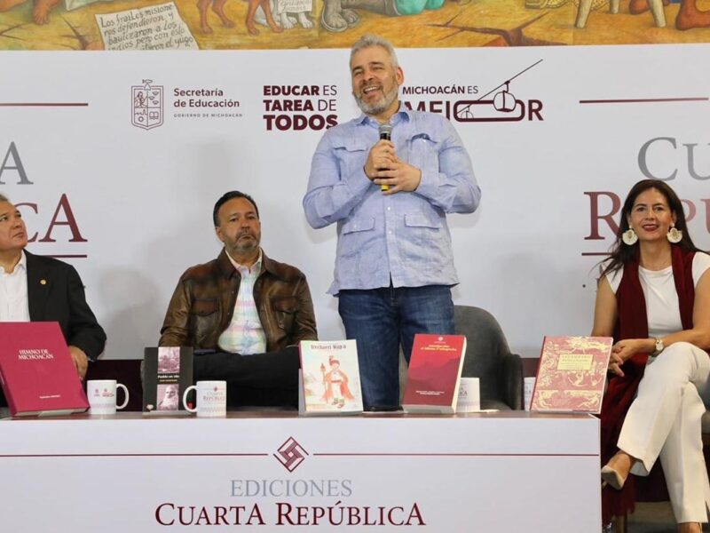 Presenta Bedolla la editorial de Michoacán Cuarta República