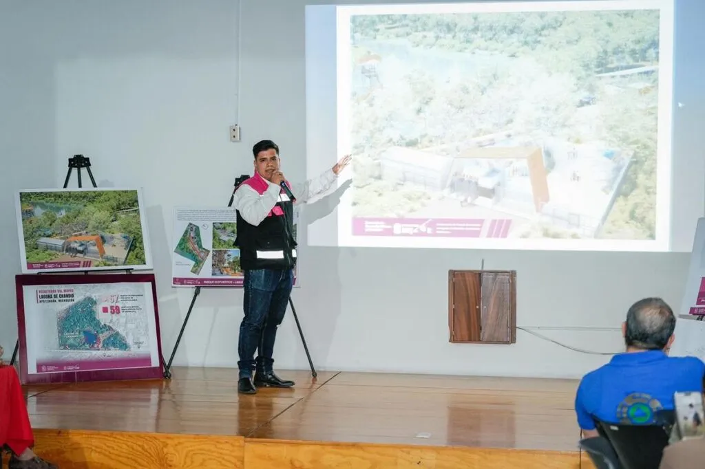 Presenta Gladyz Butanda proyecto para el Parque Ecoturístico Laguna de Chandio