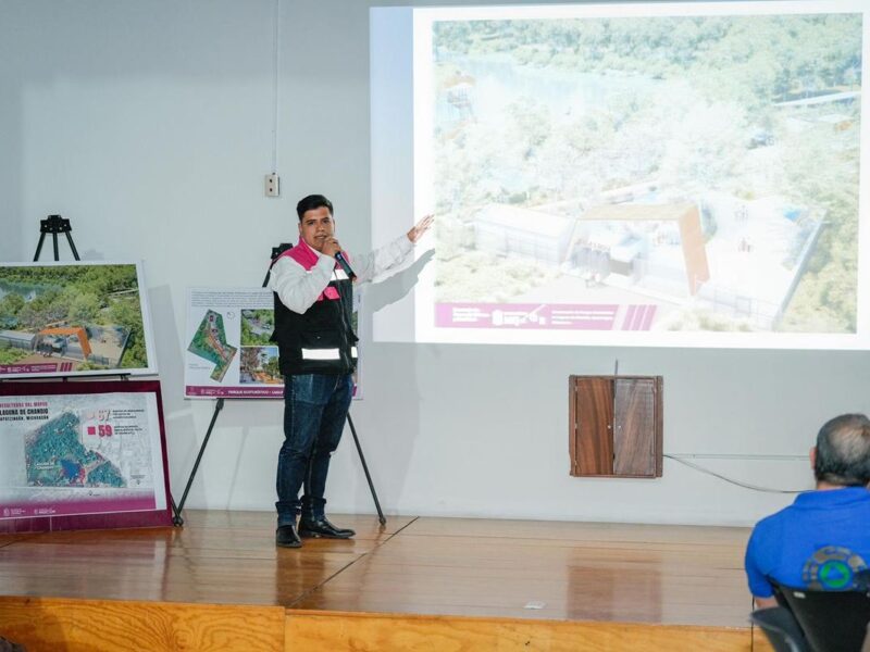 Presenta Gladyz Butanda proyecto para el Parque Ecoturístico Laguna de Chandio