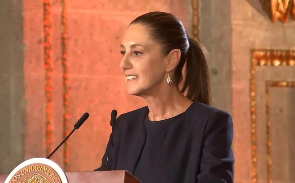 Promete Sheinbaum 10% de aumento a salario para el magisterio en México