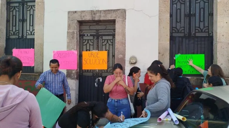 Protestas en Michoacán buscan que SEE atienda necesidades