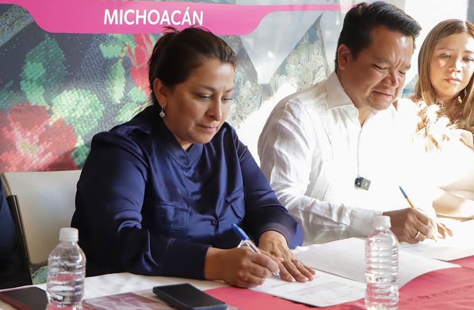 Quiroga se fortalece con la integración de mujeres al programa MUCPAZ Red Mujeres Constructoras