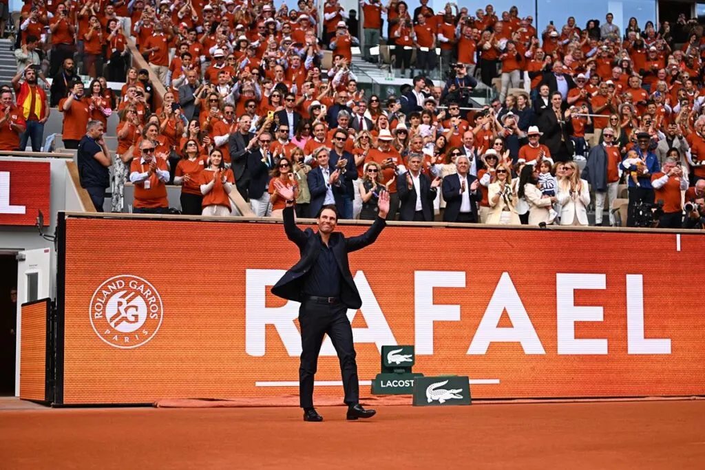 Rafael Nadal regresa a Roland Garros para un emotivo homenaje