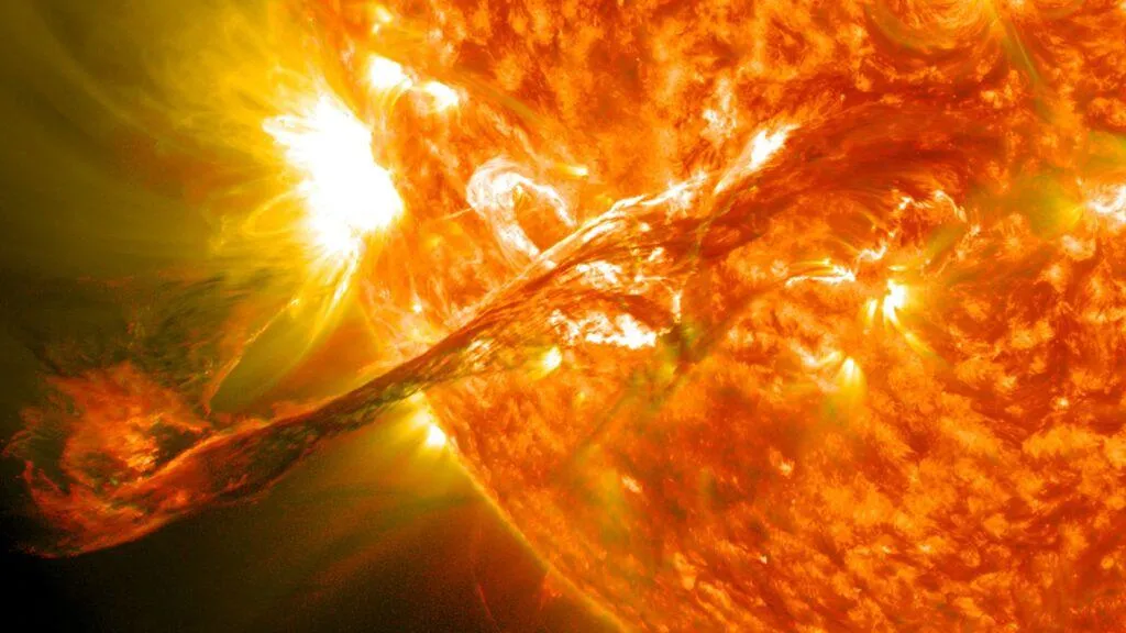 Representación de erupción solar que interrumpe las comunicaciones en la tierra