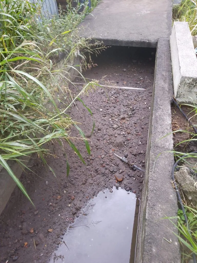 Responsabilizan a Alfonso Martínez por riesgo de inundaciones en primaria Otilio Montaño-1