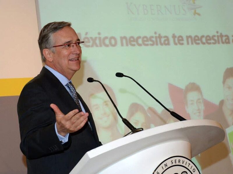 Ricardo Salinas Pliego lanza “Más Salud”: atención médica a bajo costo