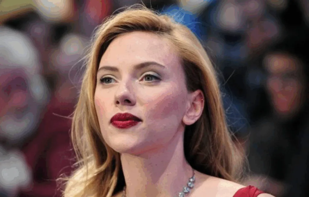 Scarlett Johansson quiere dirigir en Marvel