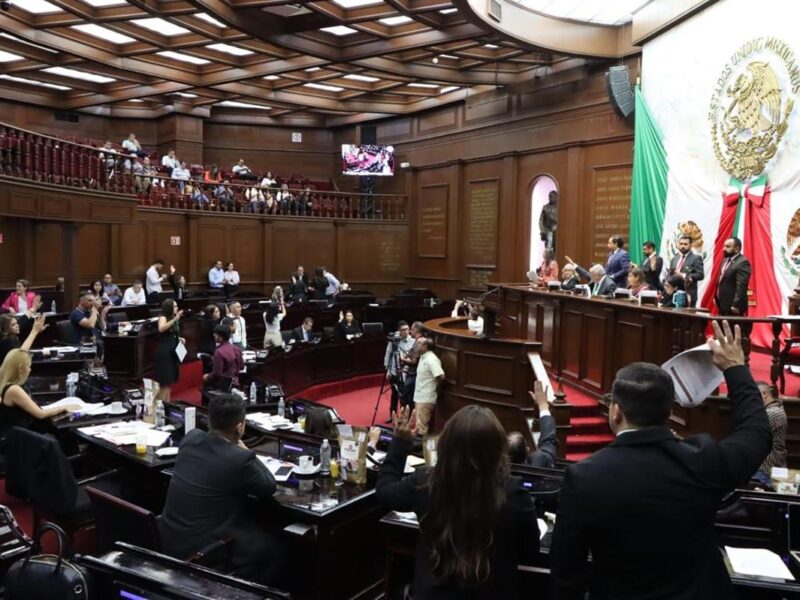 Se reestructuran diversas comisiones y comités del Congreso del Estado