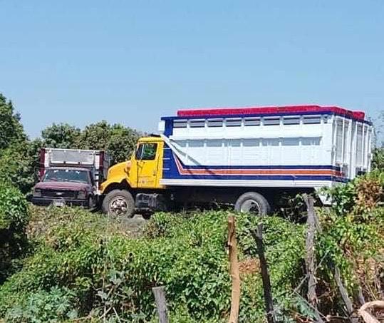 Se registran bloqueos y quemas en carreteras de Michoacán