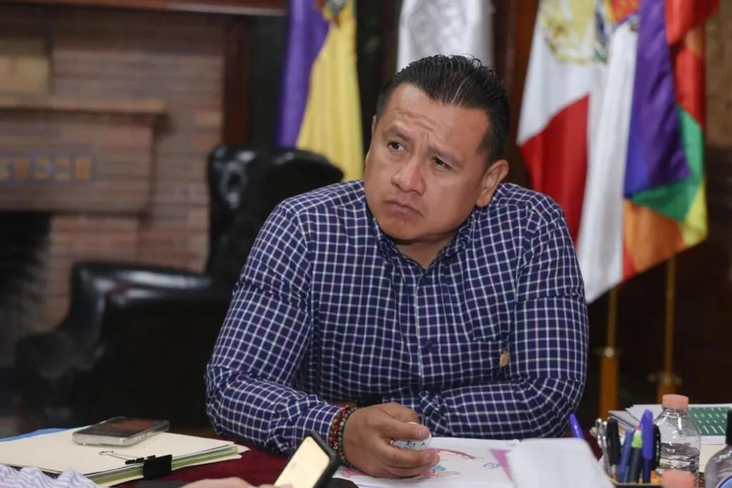 Segob minimiza enfrentamiento en Pátzcuaro; no eran 80 sicarios, fue convoy de 6 u 8 camionetas