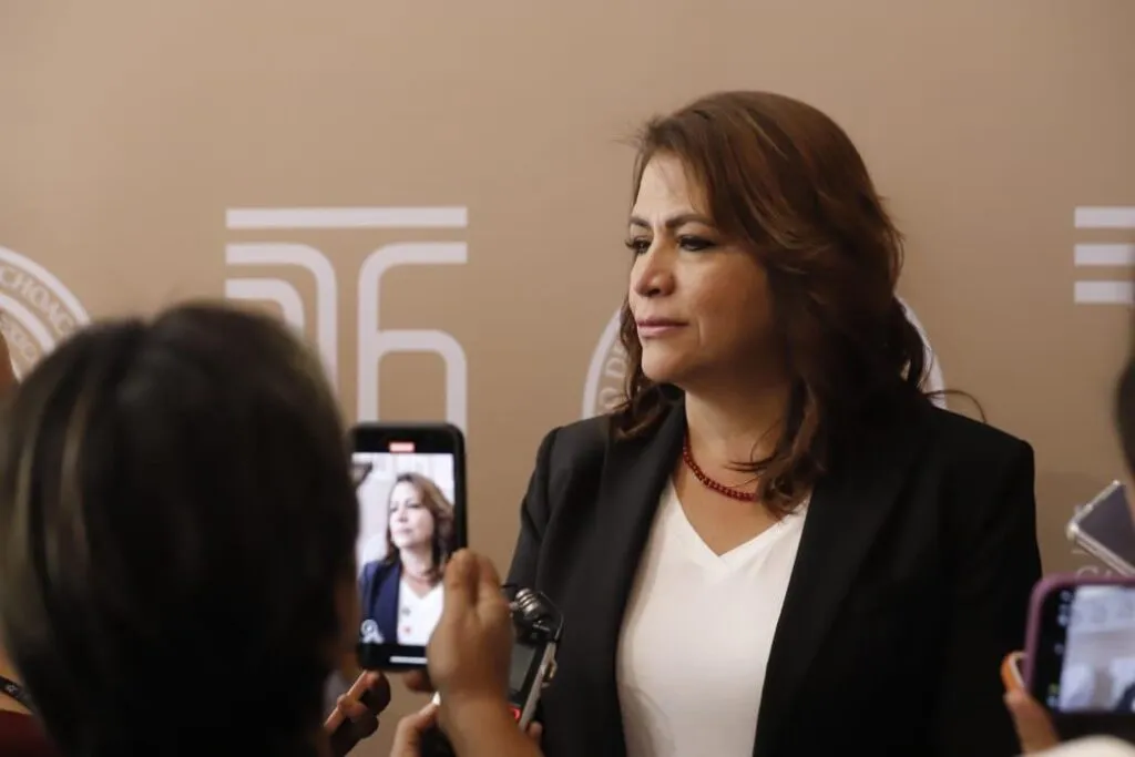 Serenidad y paciencia” pide Fabiola Alanís de manera interna en Morena