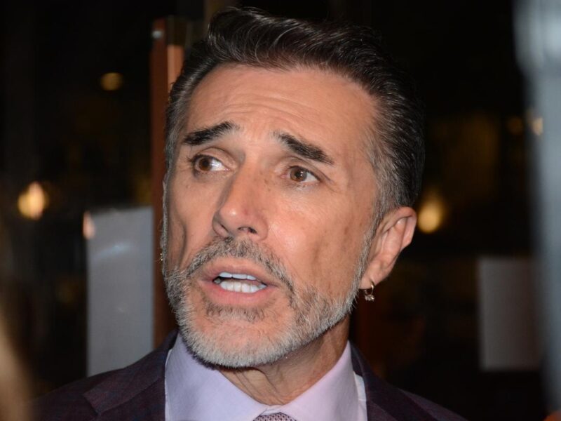 Sergio Mayer responde al comunicado de su exnuera Natália Subtil y defiende que su hijo