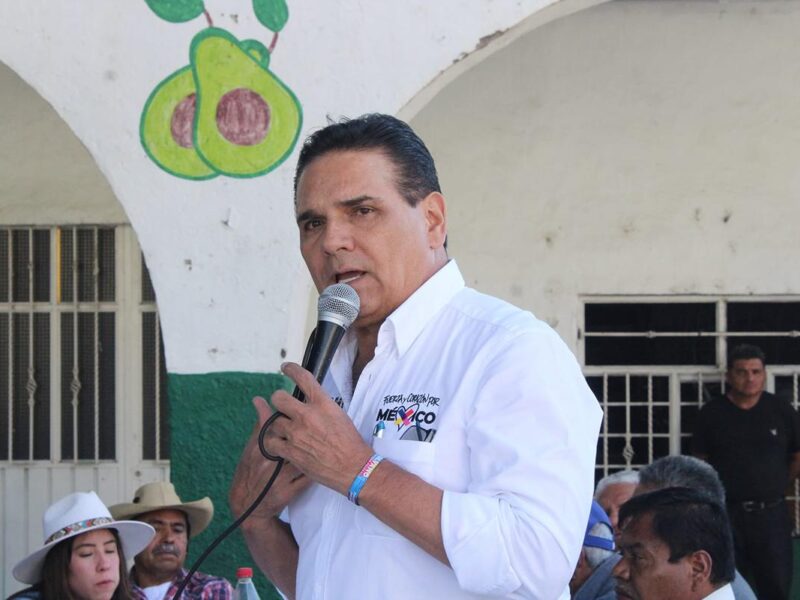 Silvano Aureoles prófugo y buscado por Interpol