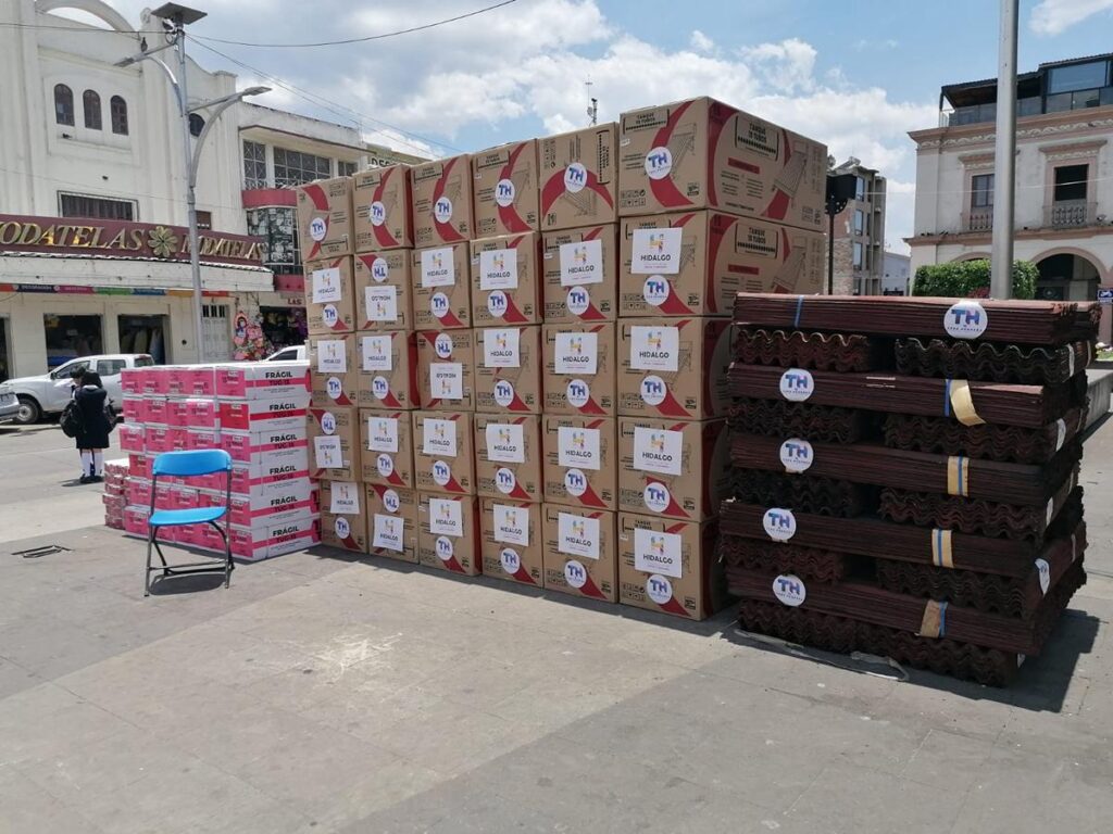 Mejoras para la vivienda impulsadas por Tere Herrera y Jeovana Alcantar benefician a 60 familias de Hidalgo con materiales de construcción 1