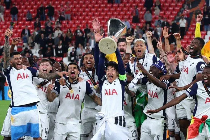 Tottenham se proclama campeón de la Europa League tras vencer Manchester United