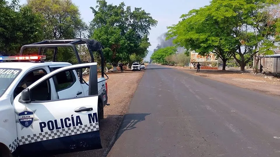 Tras bloqueos y quema de vehículos, SSP despliega operativos en Tingüindín y Buenavista