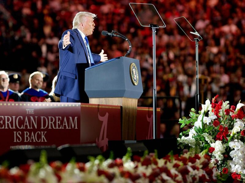 Trump ofrecerá mil dólares a migrantes irregulares que abandonen EU de manera voluntaria