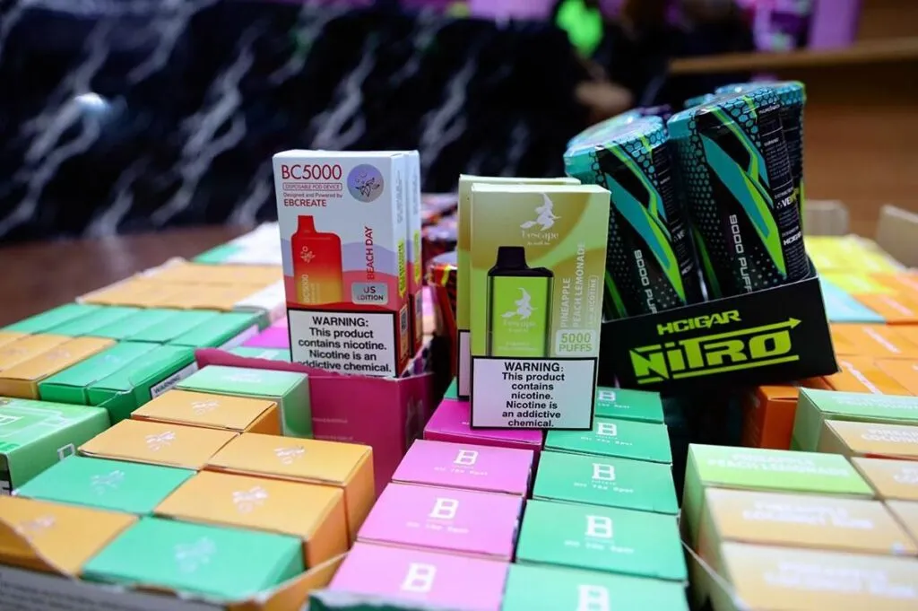 Vapeadores no son seguros para la salud