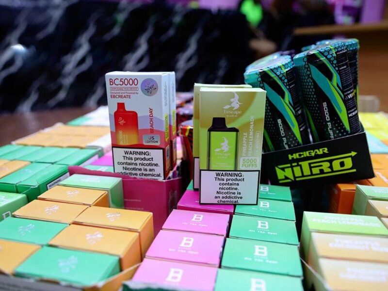 Vapeadores no son seguros para la salud