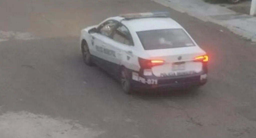 Vecinos de fraccionamiento en Morelia, reportan a sujetos encapuchados y con uniforme policial