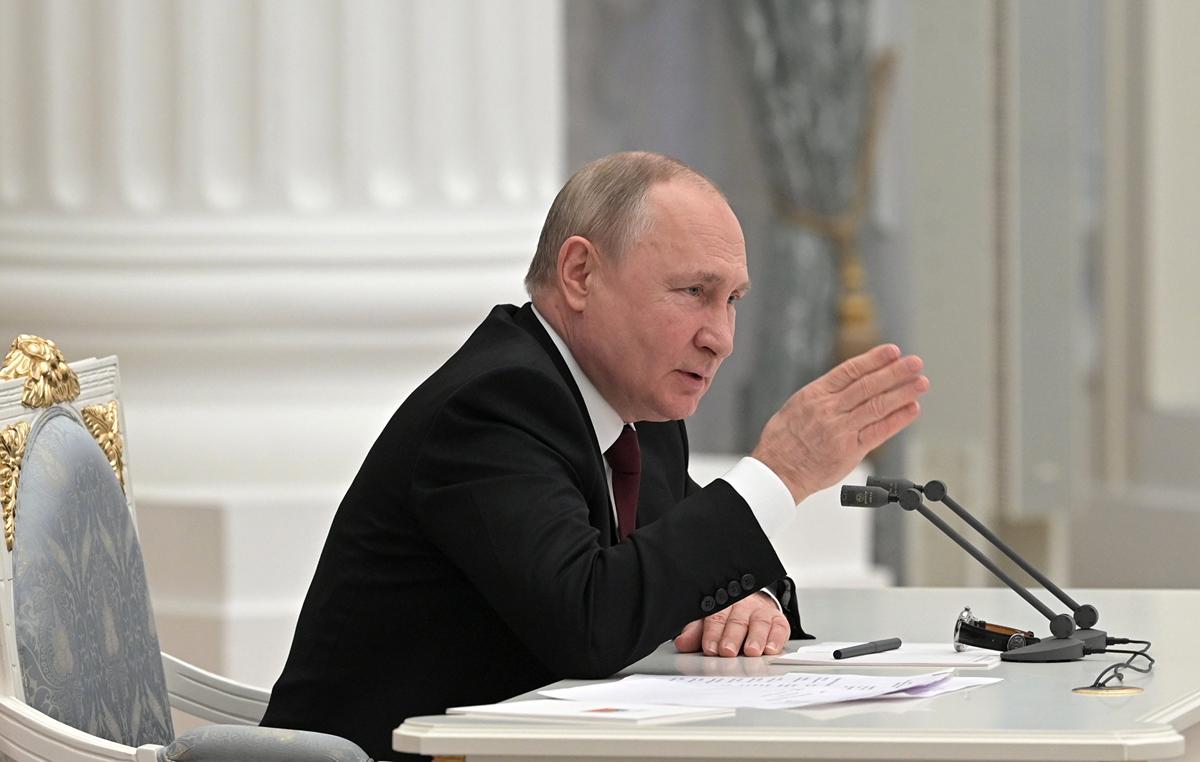 Vladimir Putin sugiere retomar negociaciones de paz con Ucrania
